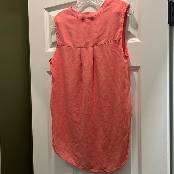 3/$19 Cloth & Stone coral pink sleeveless tunic tank top - Picture 9 of 14